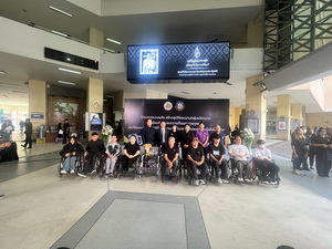 นางสาวตรีนุช เทียนทอง รัฐมนตรีว่าการกระทรวงแรงงาน เป็นประธานในพิธี โครงการรวมพลัง สร้างสุขเพื่อแรงงานกลุ่มเปราะบาง ณ บริเวณโถงชั่น 1 อาคารกระทรวงแรงงาน