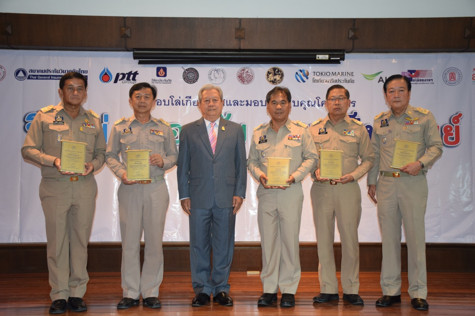 ข่าวเหยื่อเมาแล้วขับเสนอ 3 มาตรการรับนโยบายเปิดผับตี 4เมาชนคนตายคุกสถานเดียว